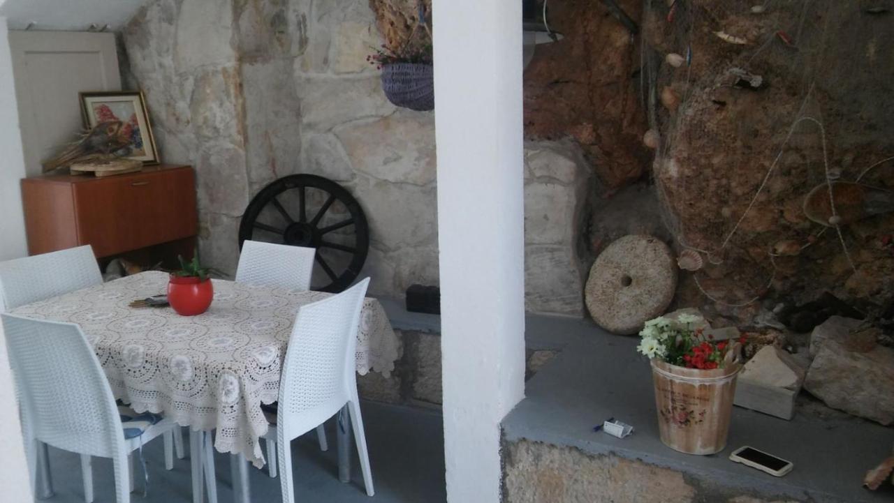 Apartments By The Sea Gradac, Makarska - 13181 Gradac  Buitenkant foto